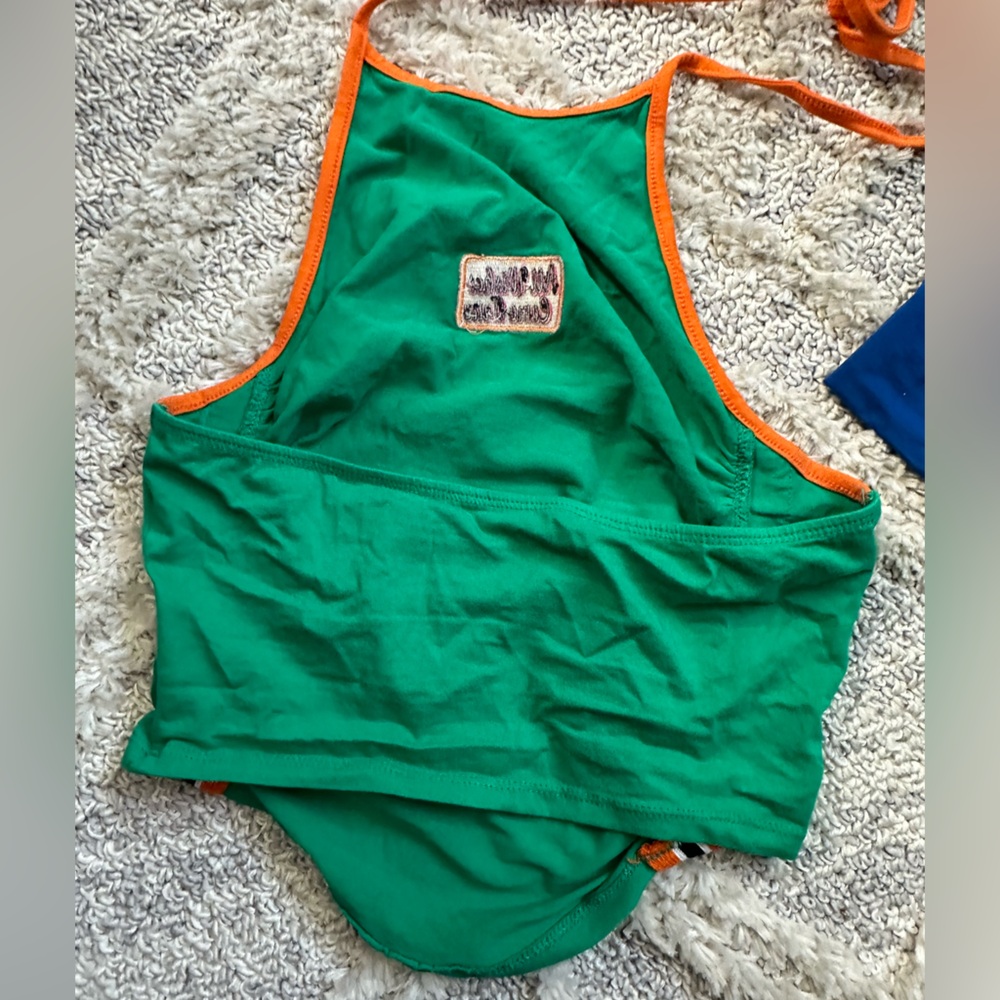 2 crop bundle - Picture 2 of 6